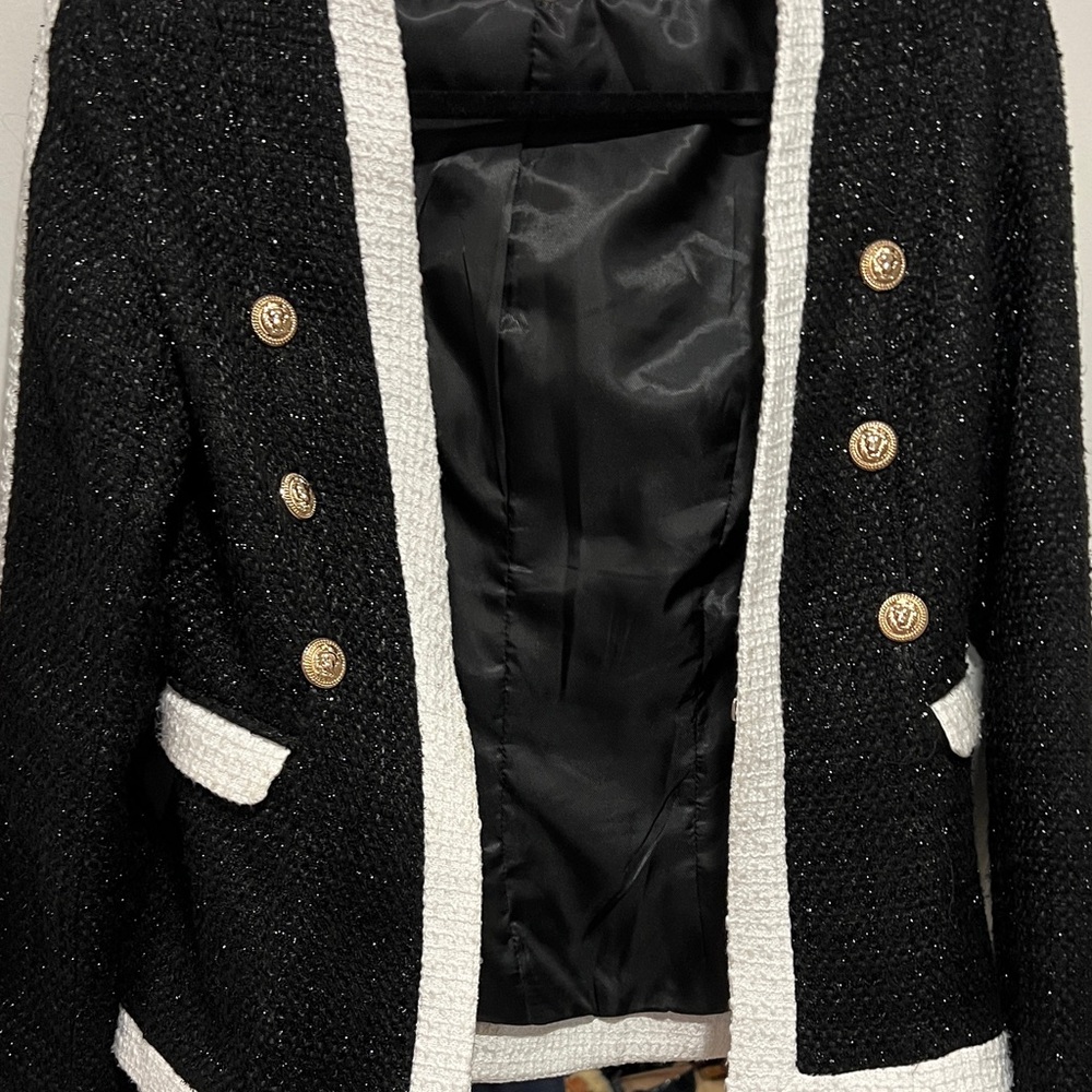 Elegant Black and White Blazer with Gold Buttons